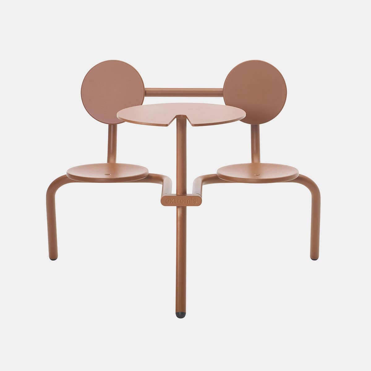 extremis-dirk-wynants-bistroo-beigerood-001shop