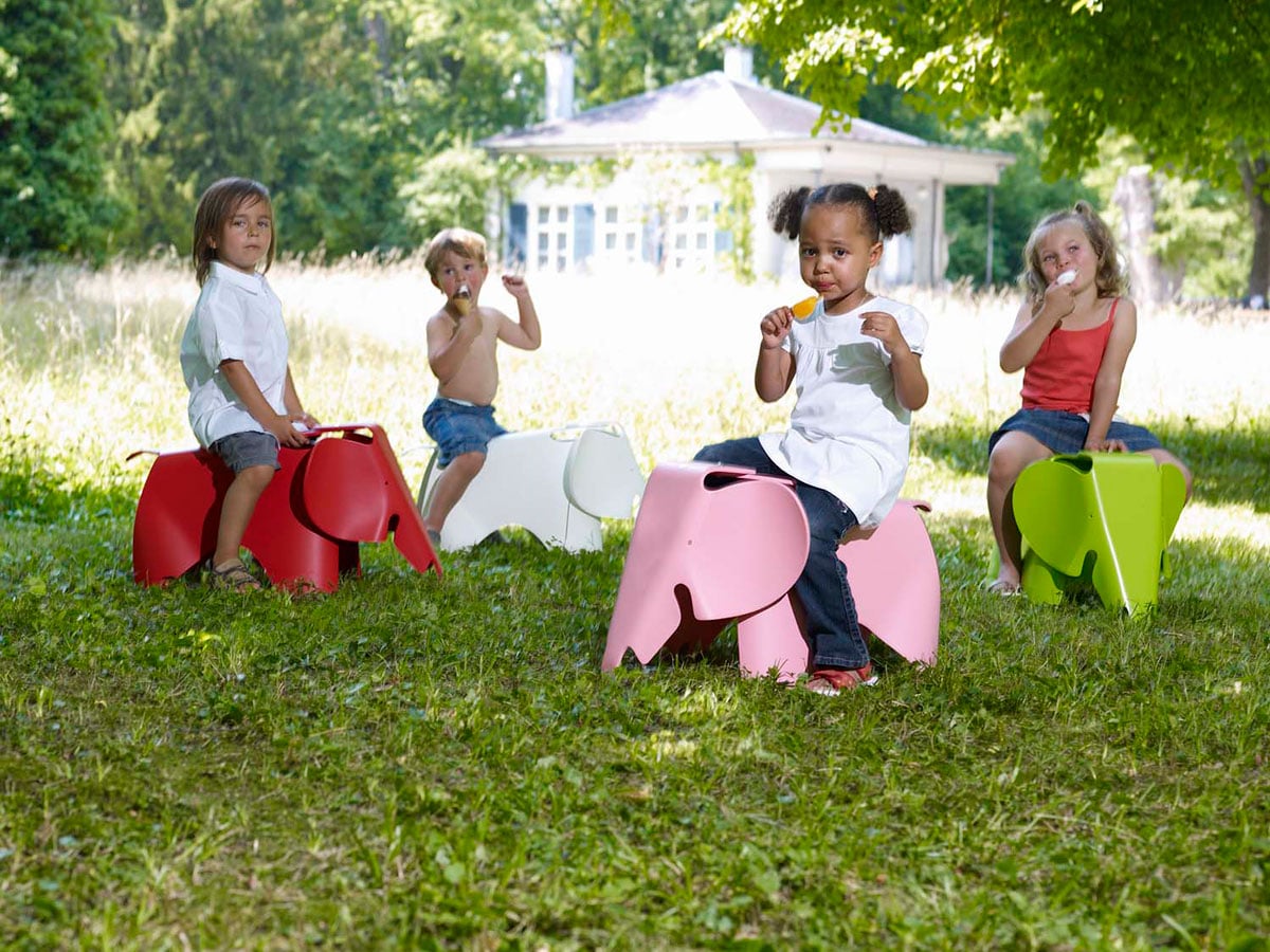 vitra-charles-ray-eames-elephant-002