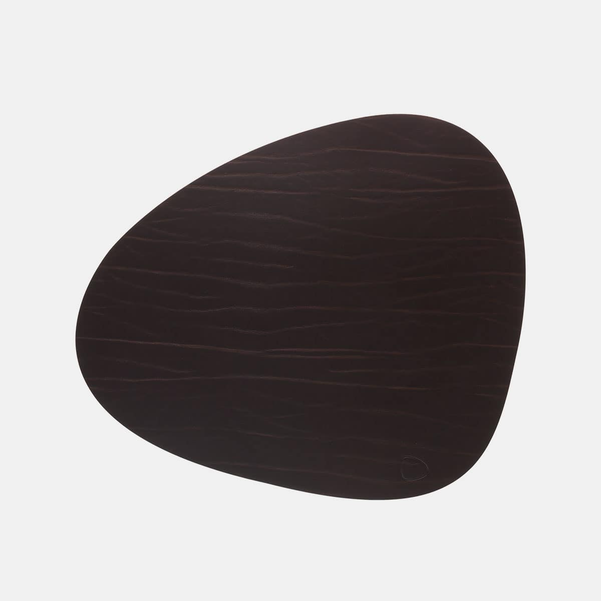 lind-dna-table-mat-curve-large-buffalo-donkerbruin-001shop lind-dna-table-mat-curve-large-buffalo-donkerbruin-001shop