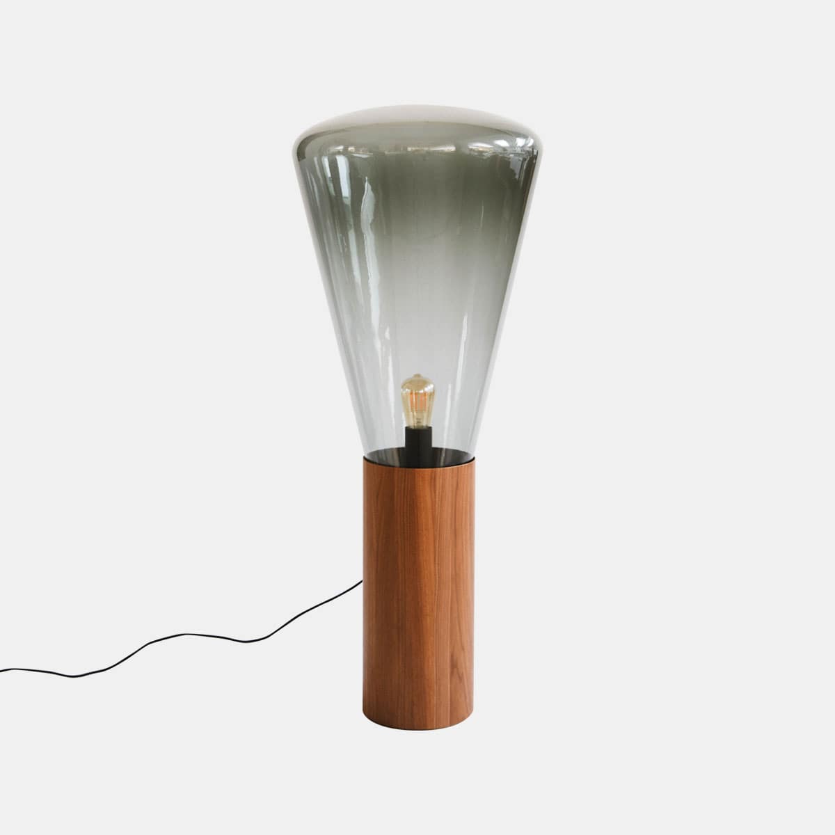 brokis-lucie-koldova-dan-yeffet-muffins-floor-glas-gerookt-walnoot-gewaxt-001shop brokis-lucie-koldova-dan-yeffet-muffins-floor-glas-gerookt-walnoot-gewaxt-001shop