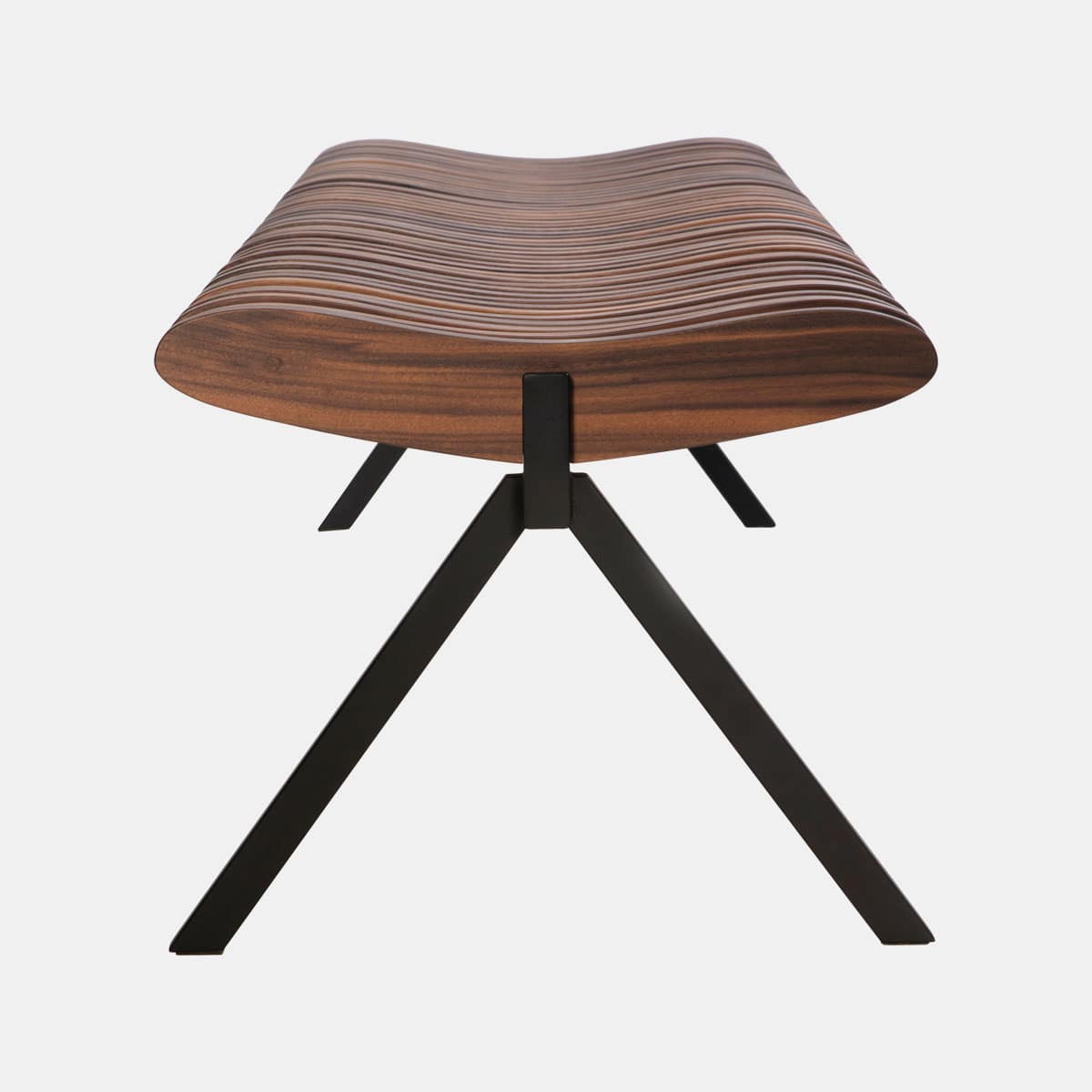 peruse-caroline-voet-prelude-walnoot-naturel-staal-zwart-001shop