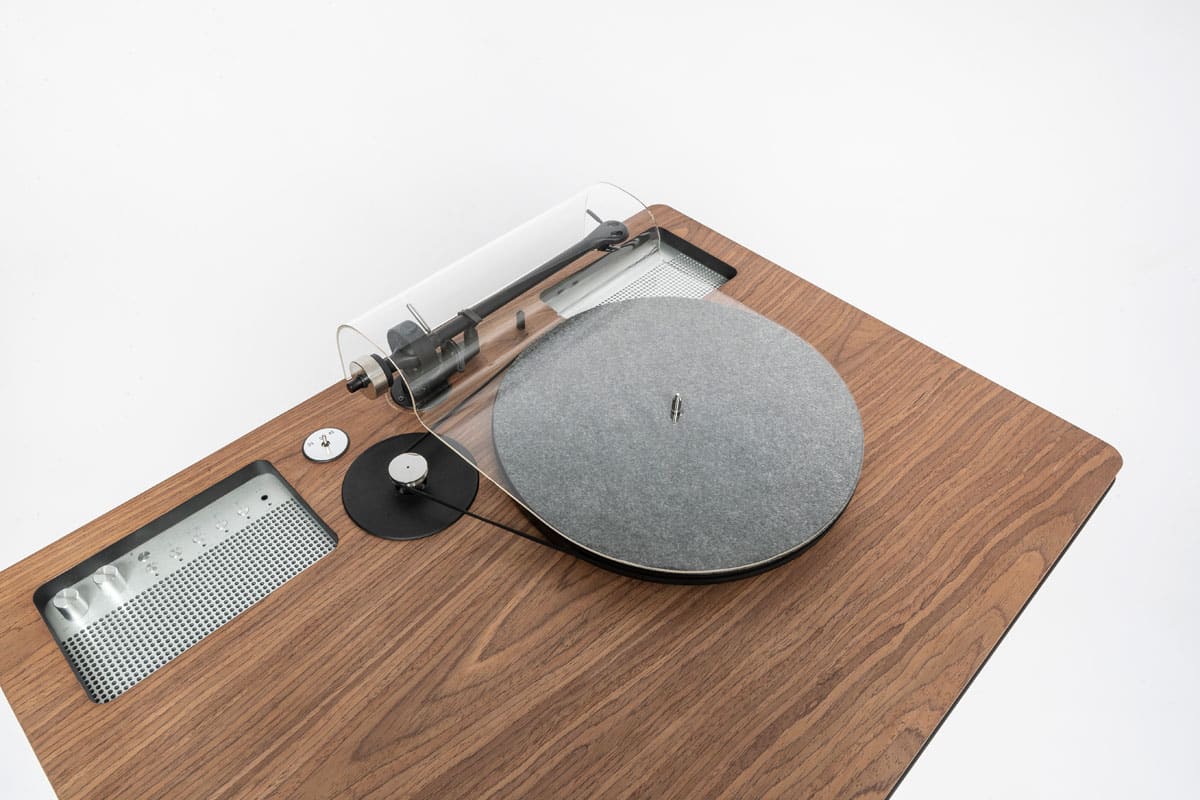 la-boite-concept-lx-turntable-walnoot-zwart-003