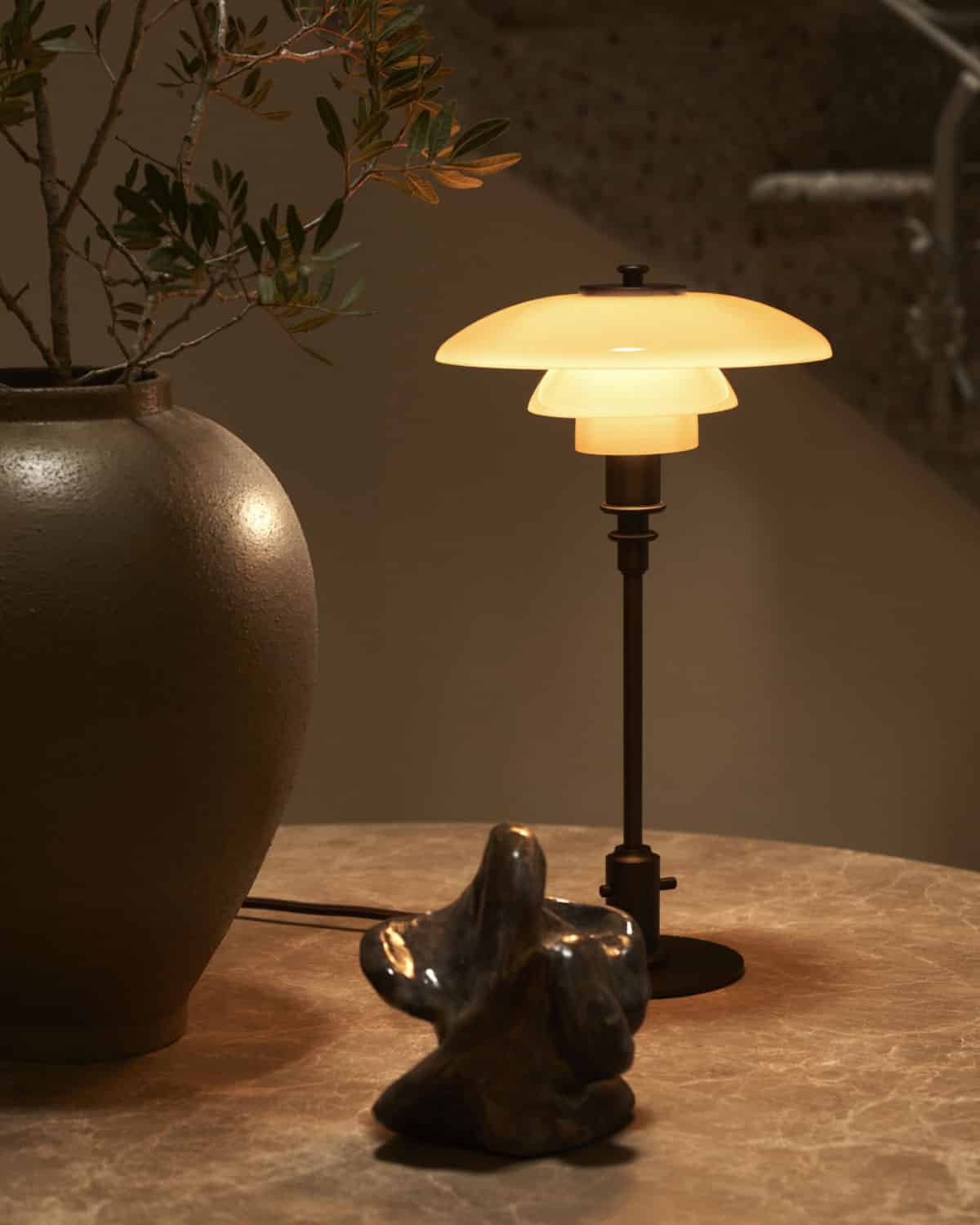 louis-poulsen-poul-henningsen-ph-2-1-table-opaalglas-dusty-terracotta-messing-gebronsd-007