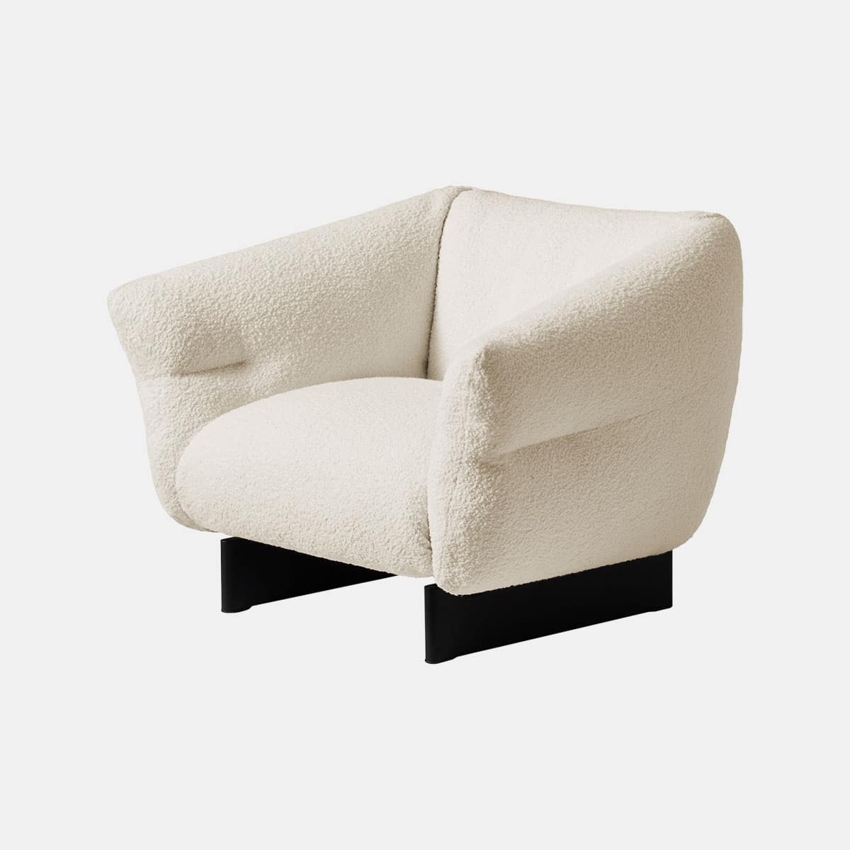 cassina-patricia-urquiola-moncloud-armchair-001shop