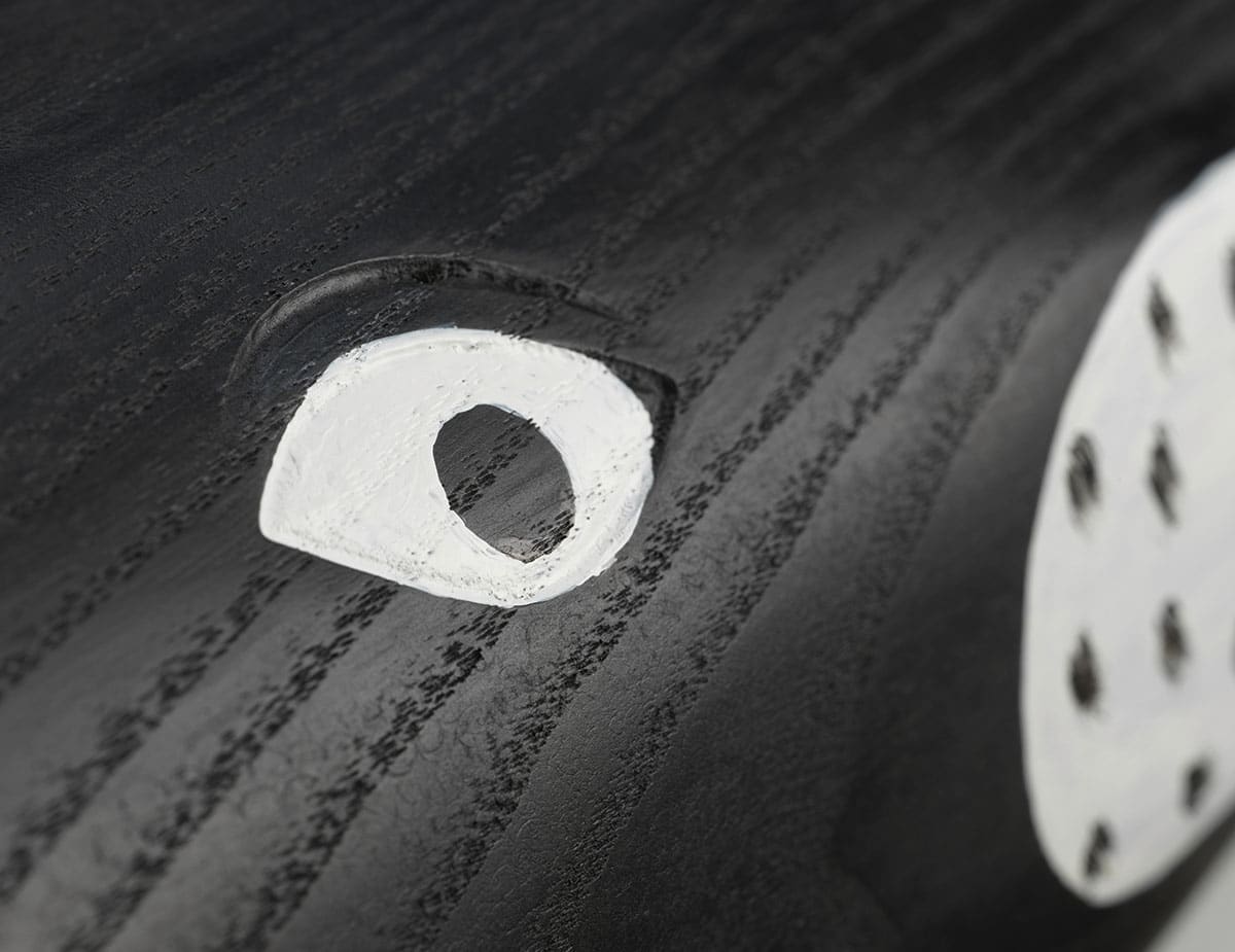 vitra-charles-ray-eames-house-whale-essenhout-zwart-003