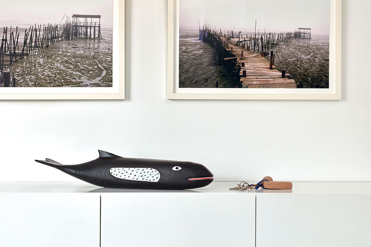 vitra-charles-ray-eames-house-whale-essenhout-zwart-005